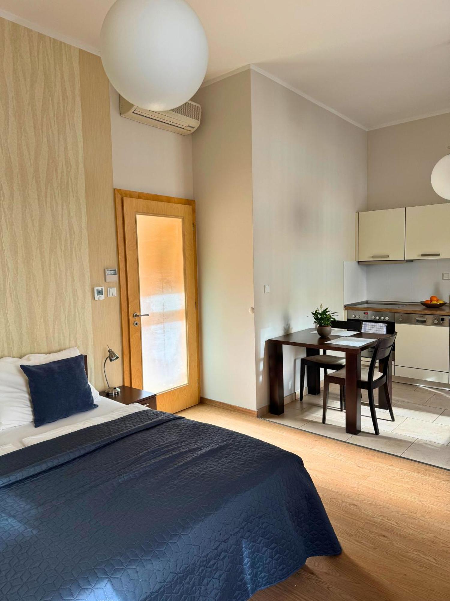 Rezidence Ostrovni Aparthotel Prag Rum bild
