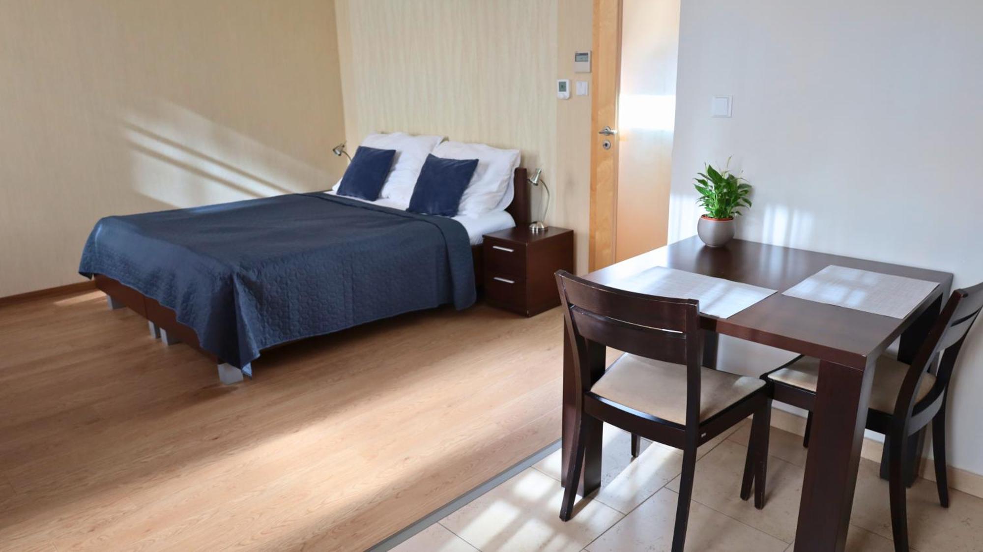 Rezidence Ostrovni Aparthotel Prag Exteriör bild