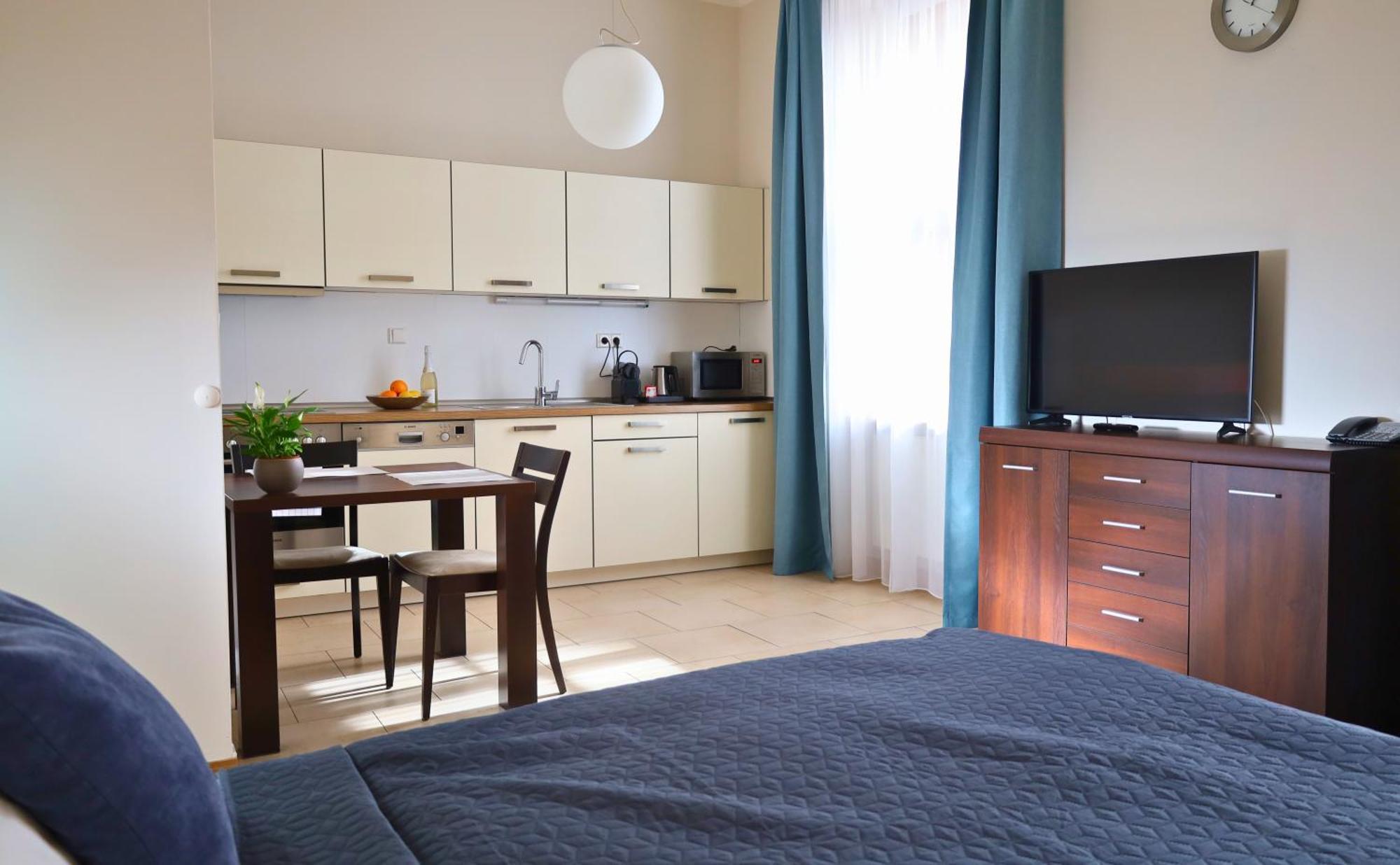 Rezidence Ostrovni Aparthotel Prag Exteriör bild