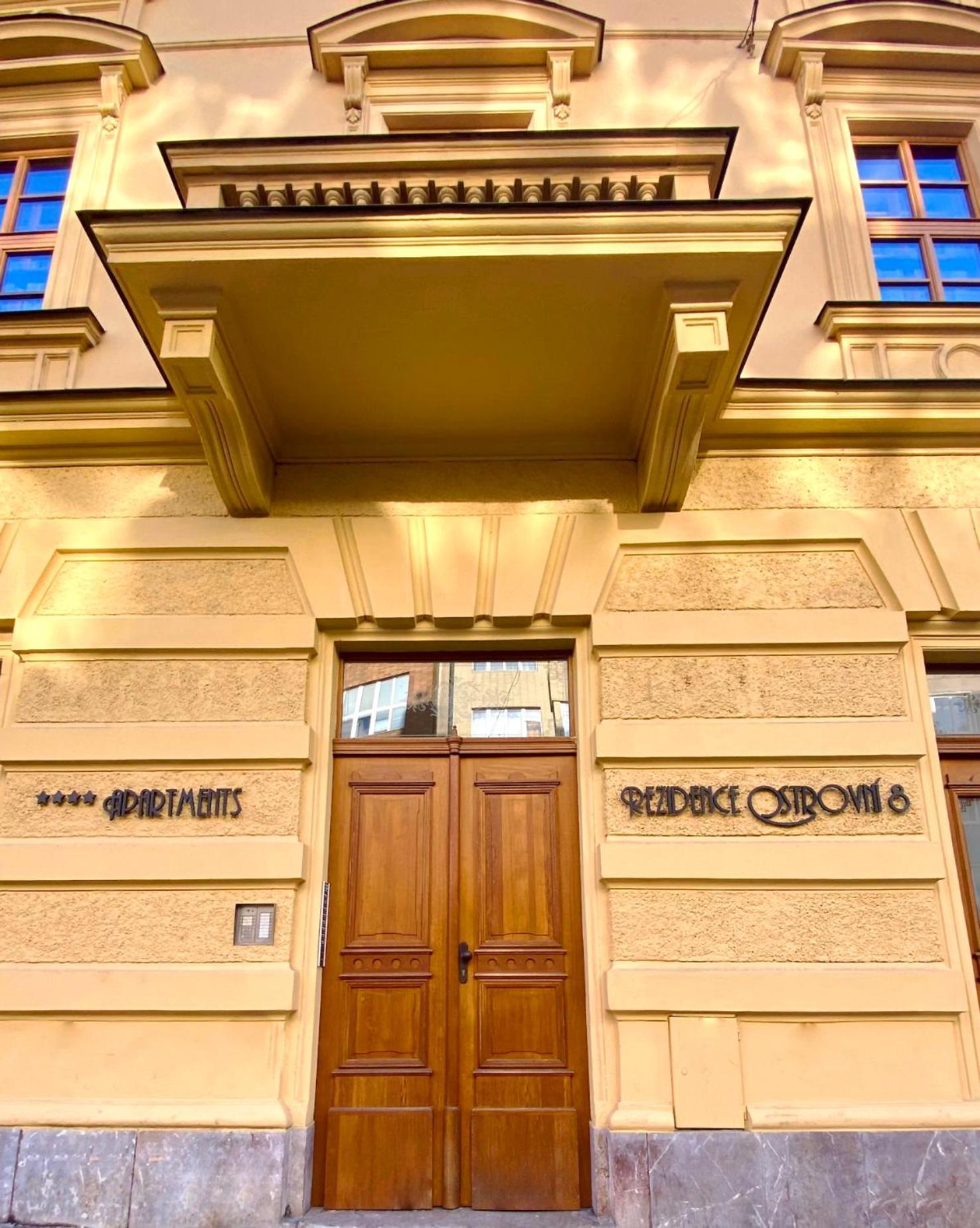 Rezidence Ostrovni Aparthotel Prag Exteriör bild