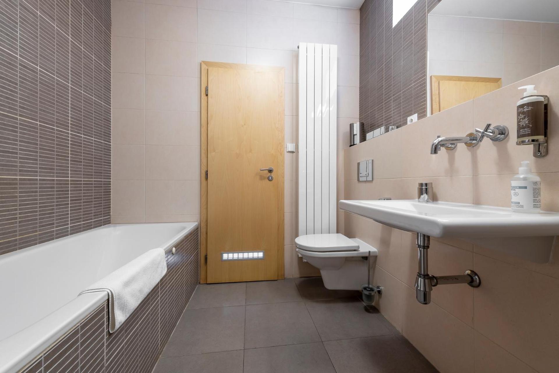 Rezidence Ostrovni Aparthotel Prag Rum bild