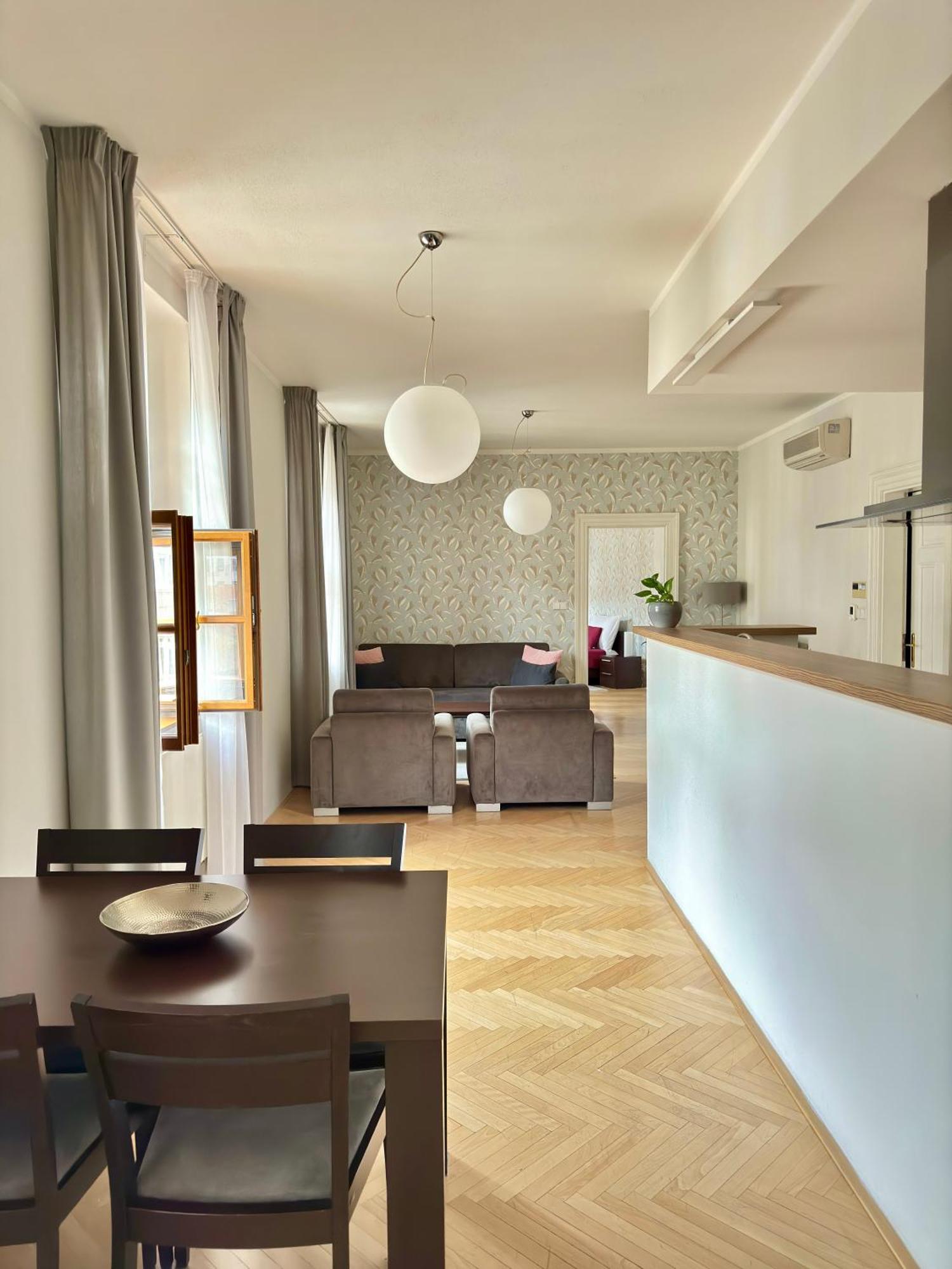 Rezidence Ostrovni Aparthotel Prag Exteriör bild